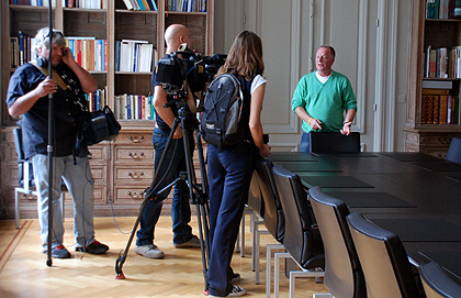 FISU HQ Setting for Flemish TV Show FISU