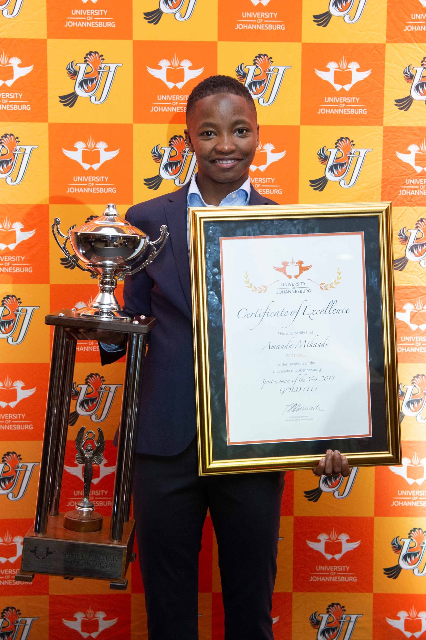 web UJ Sportswoman of the Year Amanda Mthandi