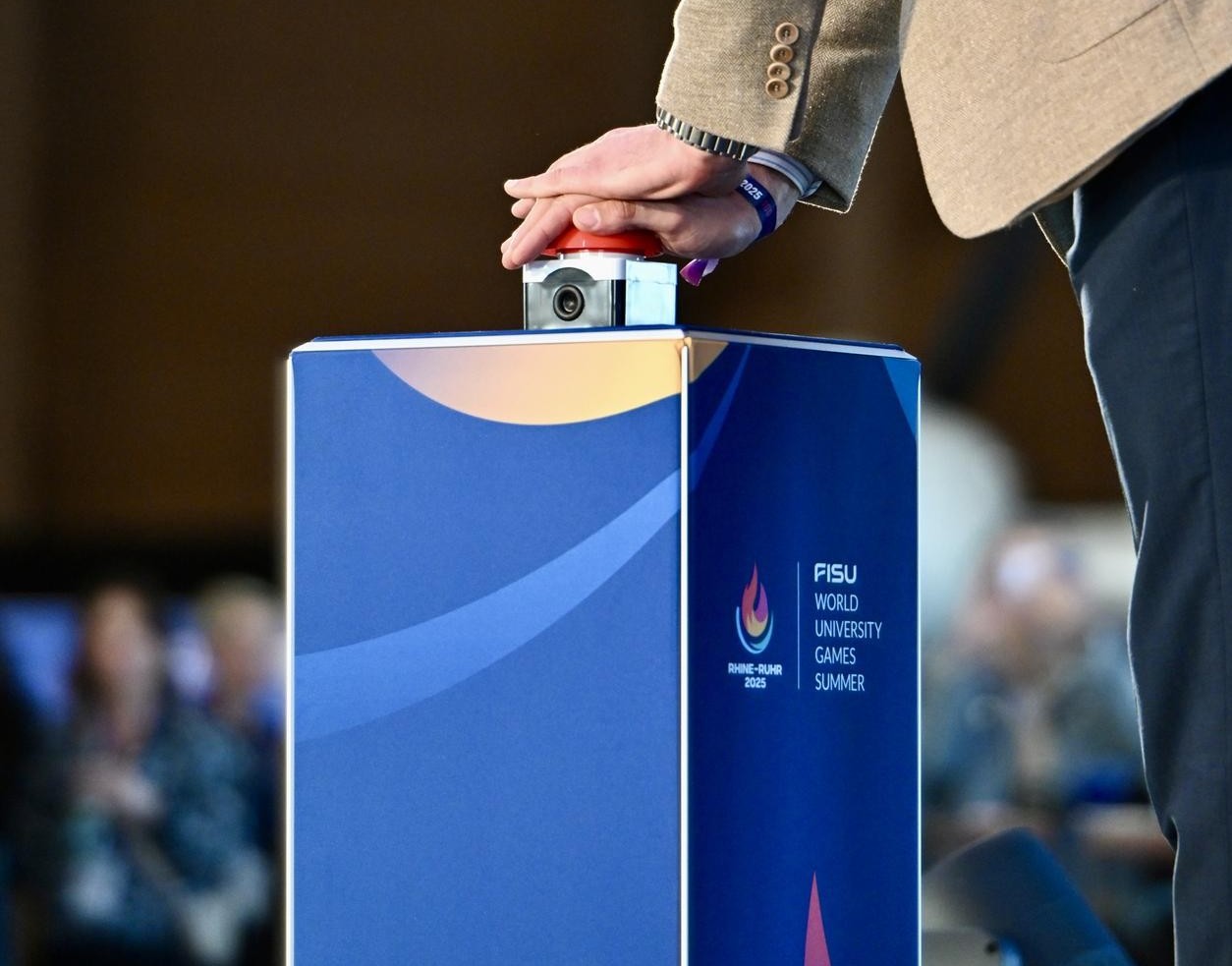 www.fisu.net